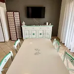 Appartement Casa Zephyr By La Via Del Mare Viaggi E Vacanze