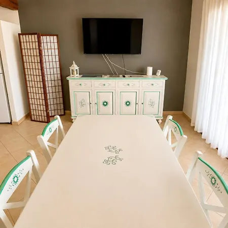Casa Zephyr By La Via Del Mare Viaggi E Vacanze * 维拉西米乌斯